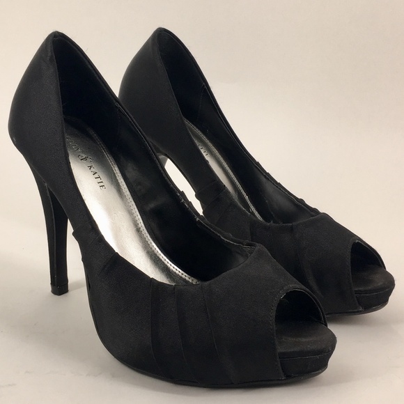 KELLY & KATIE Black Peep-toe Platform Pumps Size 8 - Picture 1 of 6